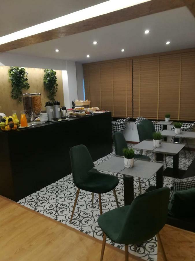 Portfolio Guest House Premium Порто Екстериор снимка